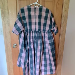 Plaid dress, oversized style